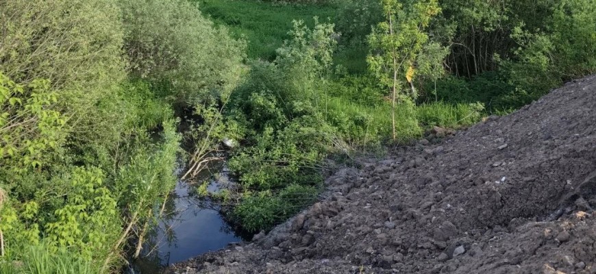 Тихая смерть Чермянки — реки федерального значения или как в подмосковных Вёшках реку пытаются убрать под асфальт
